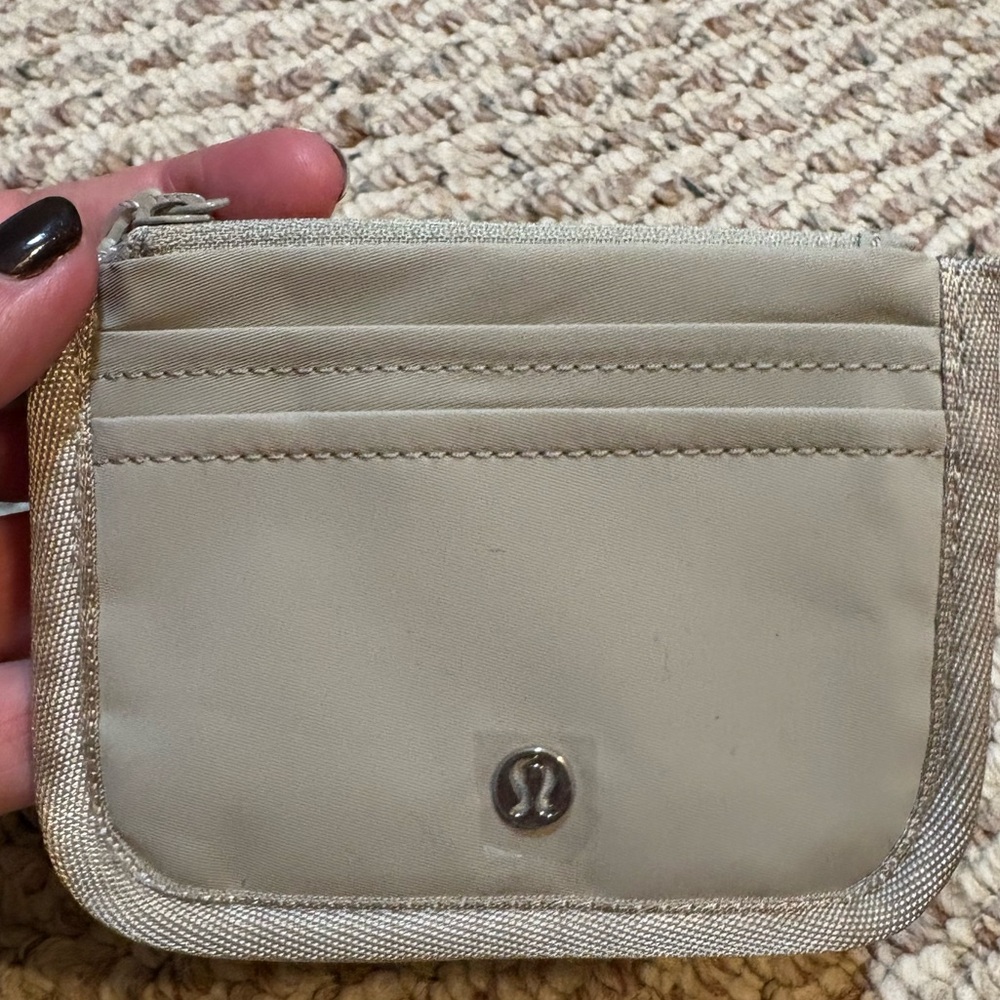Lululemon Raw Linen True Identity Card Case